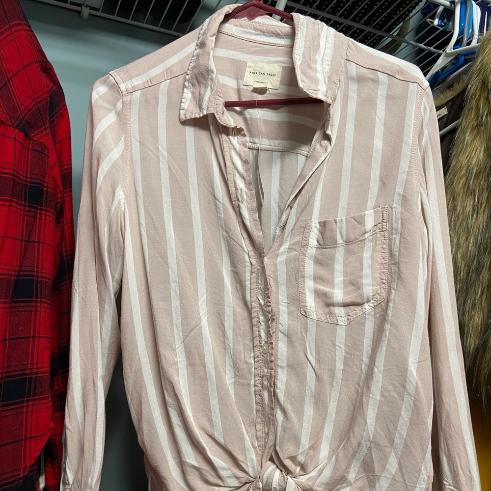 American Eagle shirt